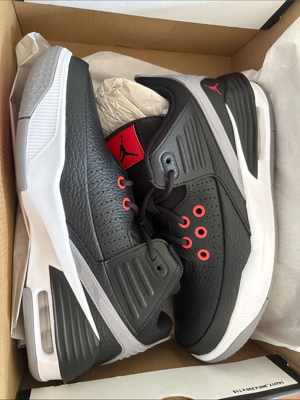 Jordan max aura 5 (gs)